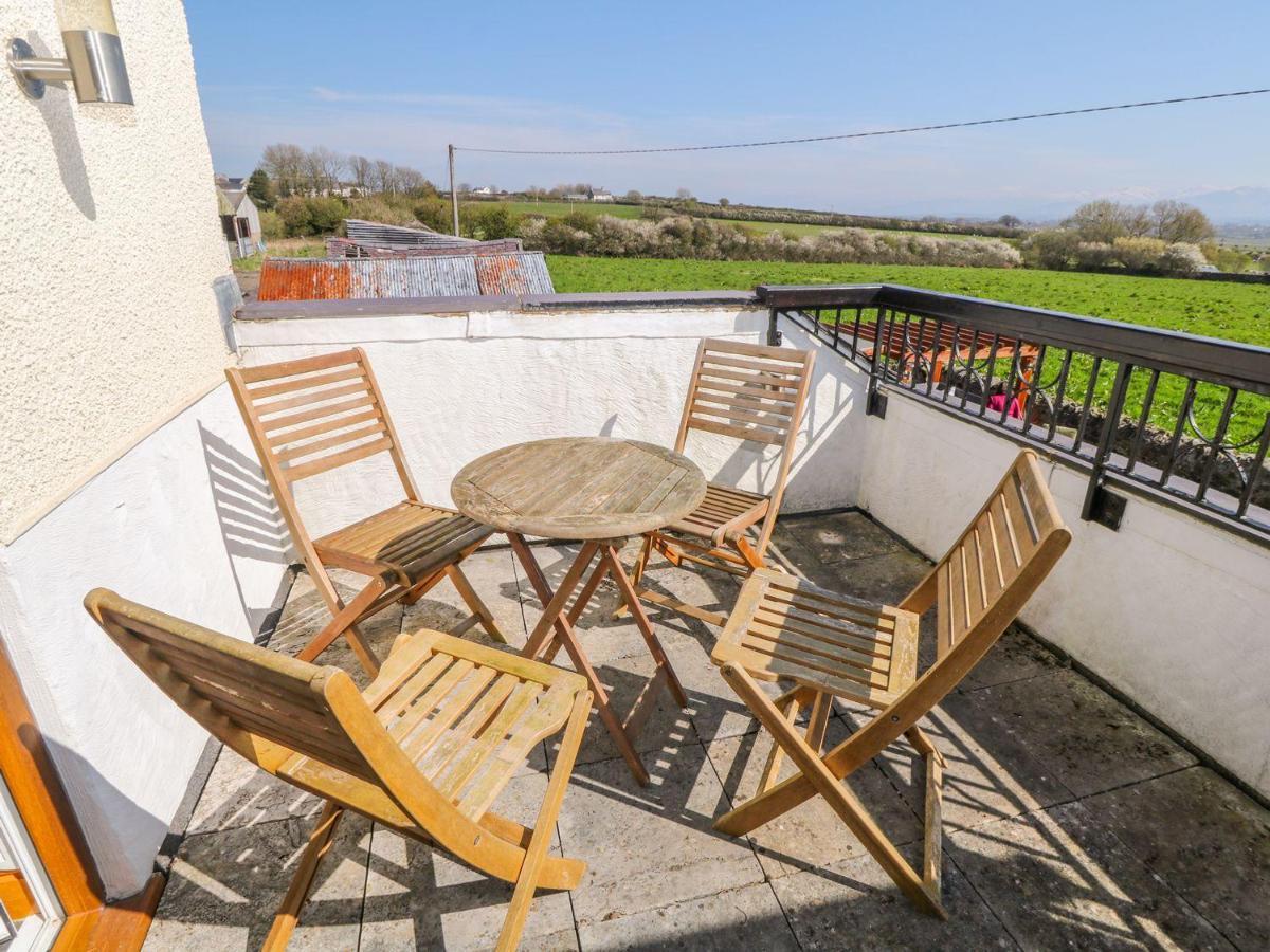 Вилла Morannedd Llanfairpwllgwyngyll Экстерьер фото