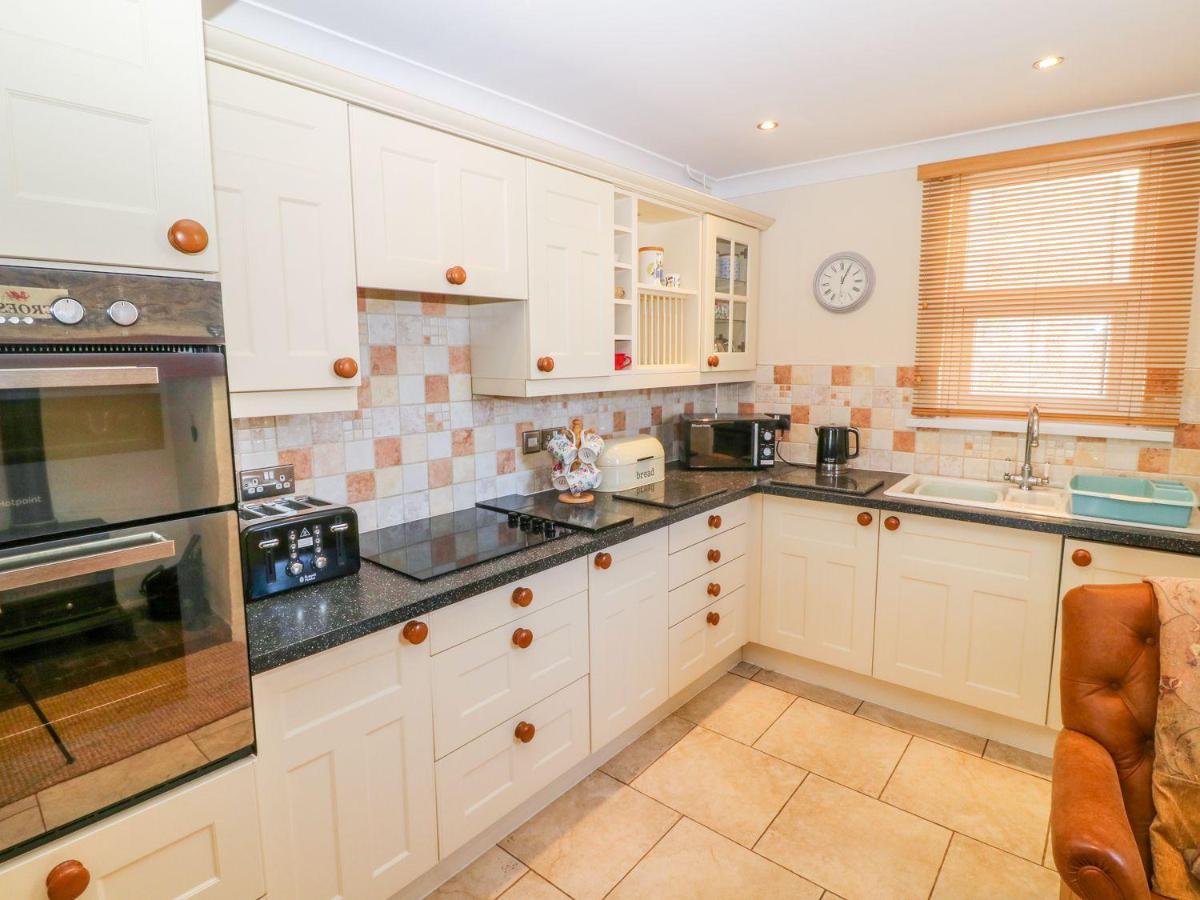 Вилла Morannedd Llanfairpwllgwyngyll Экстерьер фото