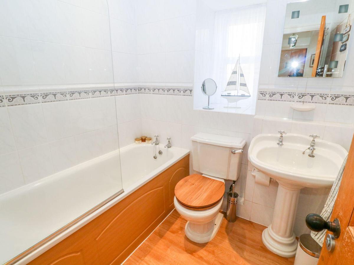 Вилла Morannedd Llanfairpwllgwyngyll Экстерьер фото